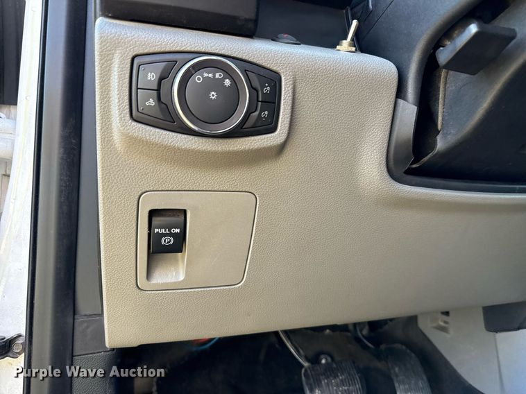 image for item EJ3570 2018 Ford F150 SuperCrew pickup truck