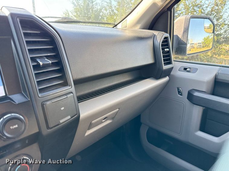 image for item EJ3570 2018 Ford F150 SuperCrew pickup truck