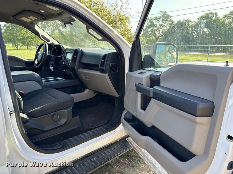 image for item EJ3570 2018 Ford F150 SuperCrew pickup truck