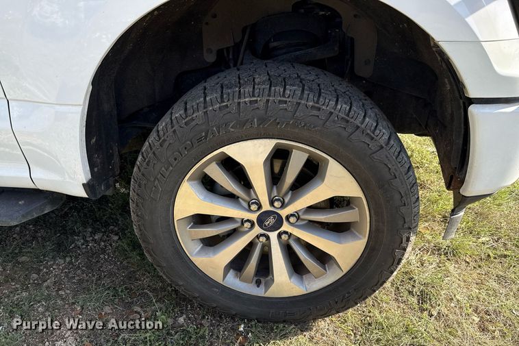 image for item EJ3570 2018 Ford F150 SuperCrew pickup truck