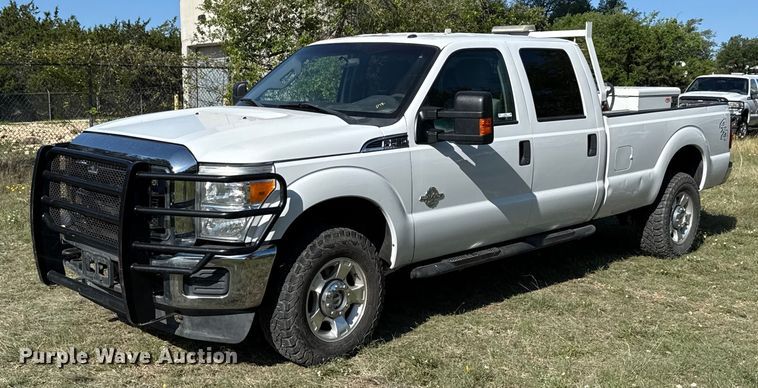 image for item EJ3571 2016 Ford F250 Super Duty XLT Crew Cab pickup truck