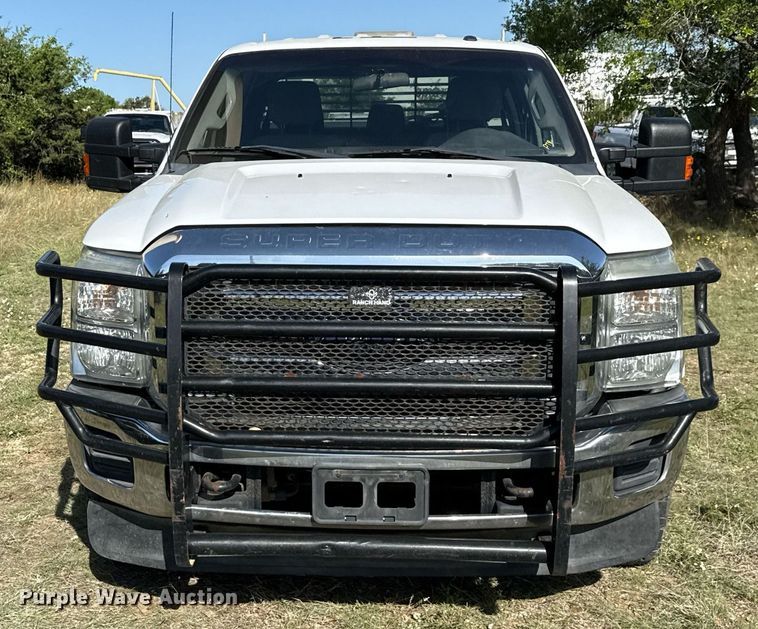 image for item EJ3571 2016 Ford F250 Super Duty XLT Crew Cab pickup truck