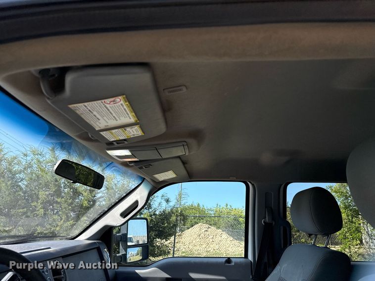 image for item EJ3571 2016 Ford F250 Super Duty XLT Crew Cab pickup truck