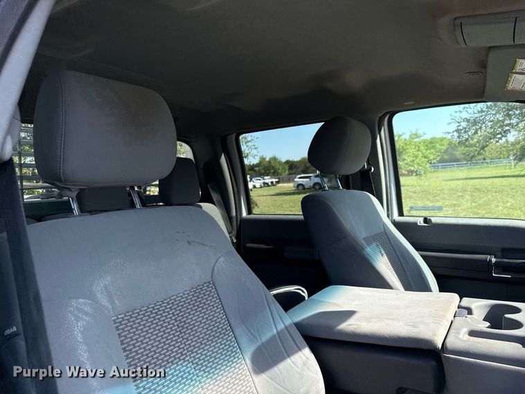 image for item EJ3571 2016 Ford F250 Super Duty XLT Crew Cab pickup truck