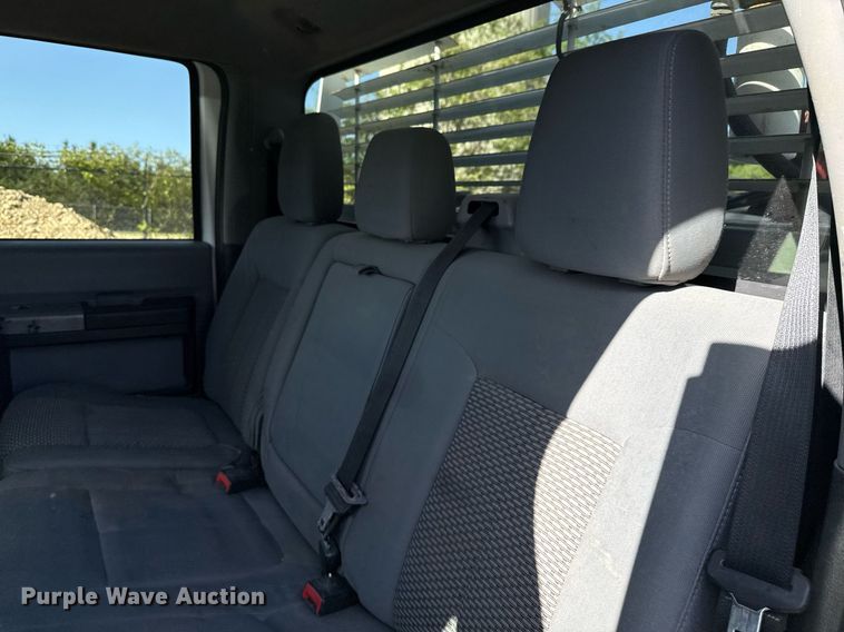 image for item EJ3571 2016 Ford F250 Super Duty XLT Crew Cab pickup truck