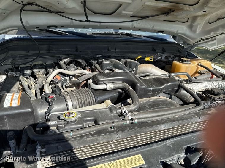 image for item EJ3571 2016 Ford F250 Super Duty XLT Crew Cab pickup truck