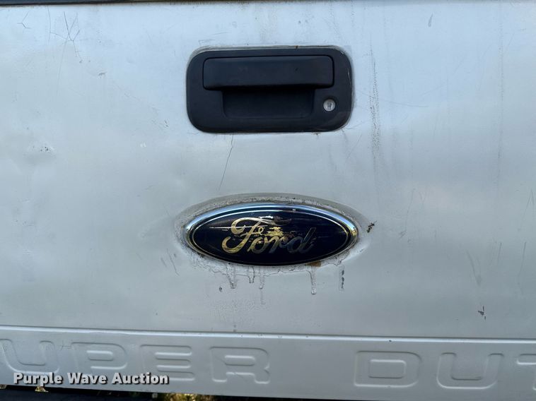 image for item EJ3572 2014 Ford F250 Super Duty XL Crew Cab pickup truck