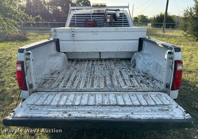 image for item EJ3572 2014 Ford F250 Super Duty XL Crew Cab pickup truck