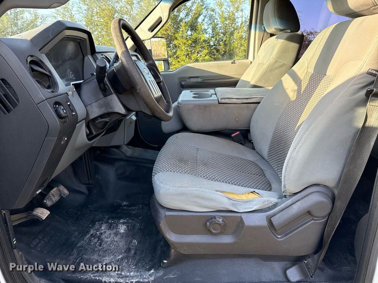 image for item EJ3572 2014 Ford F250 Super Duty XL Crew Cab pickup truck