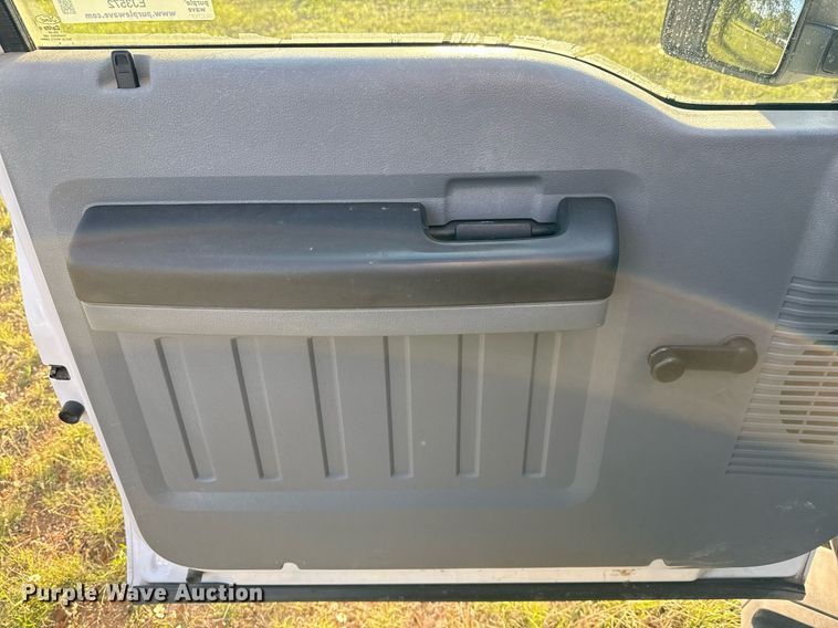 image for item EJ3572 2014 Ford F250 Super Duty XL Crew Cab pickup truck