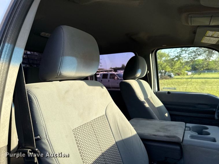 image for item EJ3572 2014 Ford F250 Super Duty XL Crew Cab pickup truck