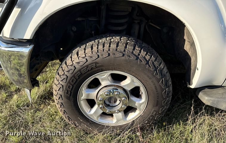 image for item EJ3572 2014 Ford F250 Super Duty XL Crew Cab pickup truck