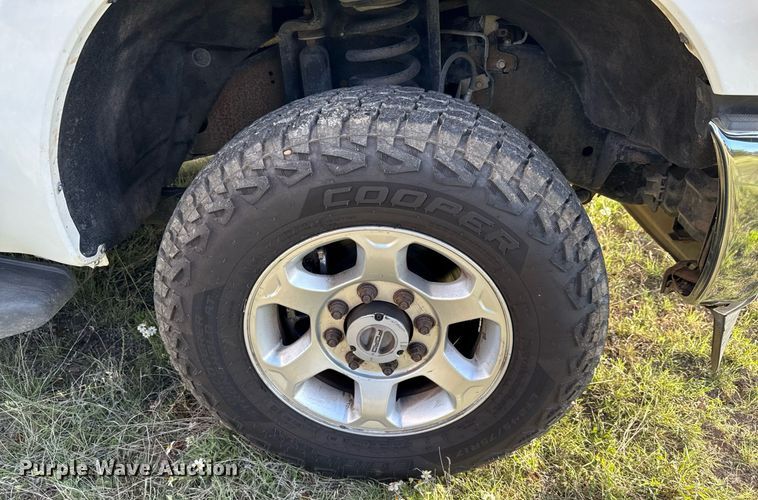 image for item EJ3572 2014 Ford F250 Super Duty XL Crew Cab pickup truck