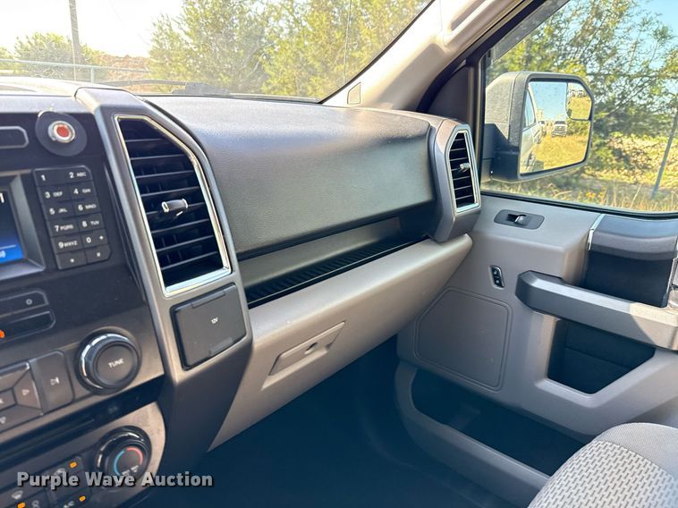 image for item EJ3573 2015 Ford F150 SuperCrew pickup truck