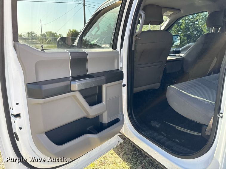 image for item EJ3573 2015 Ford F150 SuperCrew pickup truck