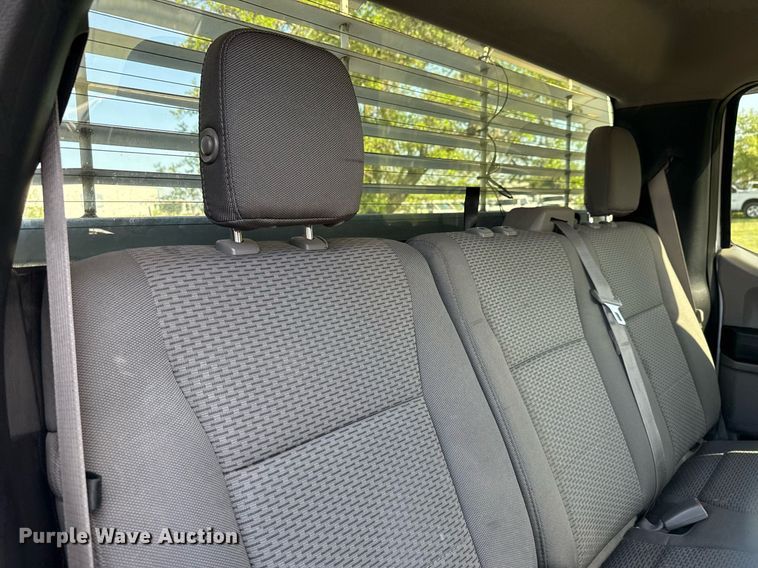 image for item EJ3573 2015 Ford F150 SuperCrew pickup truck