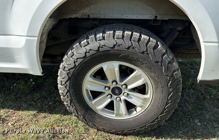 image for item EJ3573 2015 Ford F150 SuperCrew pickup truck