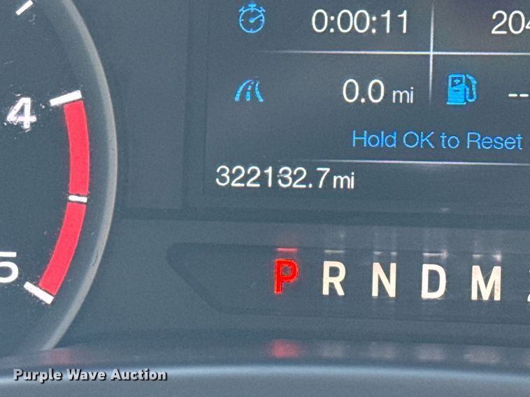 image for item EJ3574 2018 Ford F350 Super Duty XLT Crew Cab pickup truck