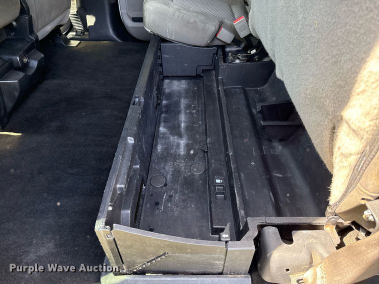 image for item EJ3574 2018 Ford F350 Super Duty XLT Crew Cab pickup truck