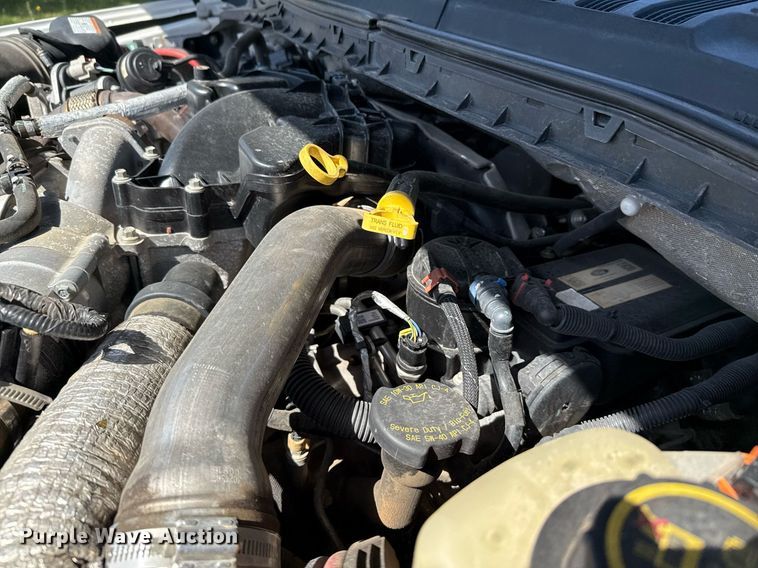 image for item EJ3574 2018 Ford F350 Super Duty XLT Crew Cab pickup truck