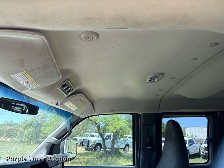 image for item EJ3575 2016 Chevrolet Express 3500 van