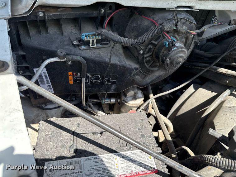 image for item EJ3575 2016 Chevrolet Express 3500 van