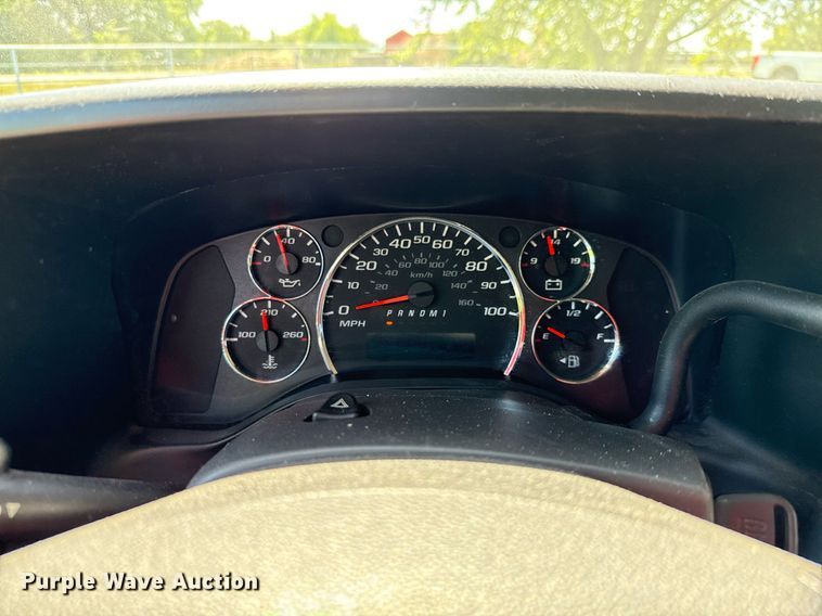 image for item EJ3576 2015 Chevrolet Express 3500 van