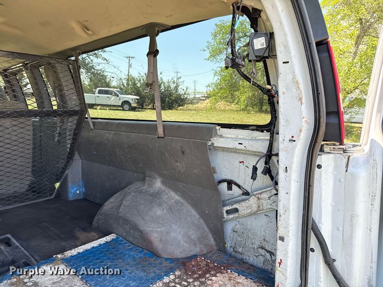 image for item EJ3576 2015 Chevrolet Express 3500 van