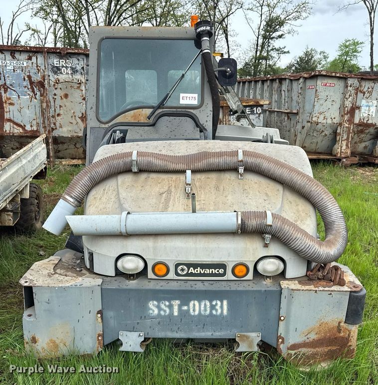 image for item EJ3589 Advance Exterra 6340 street sweeper