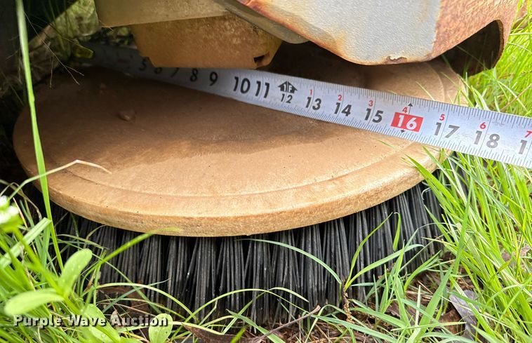 image for item EJ3589 Advance Exterra 6340 street sweeper