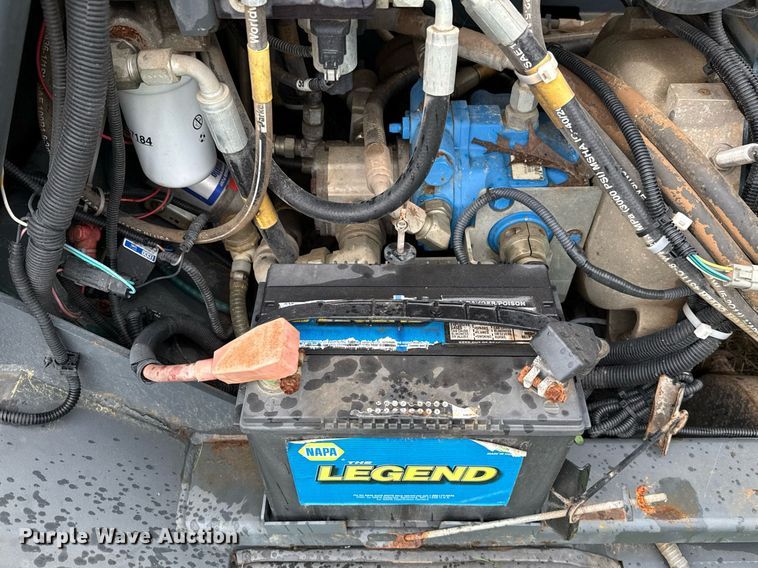 image for item EJ3589 Advance Exterra 6340 street sweeper