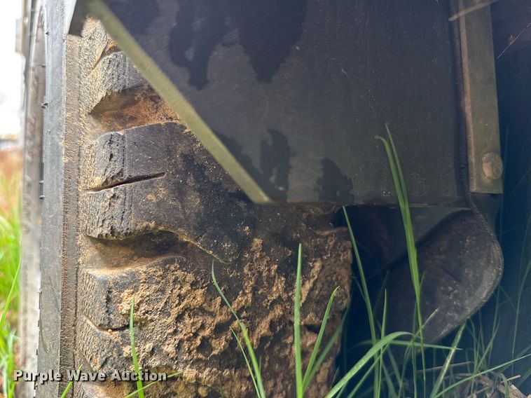 image for item EJ3589 Advance Exterra 6340 street sweeper