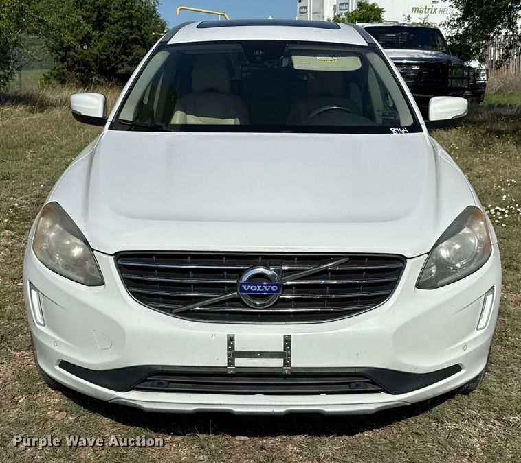 image for item EJ3635 2016 Volvo XC60 SUV