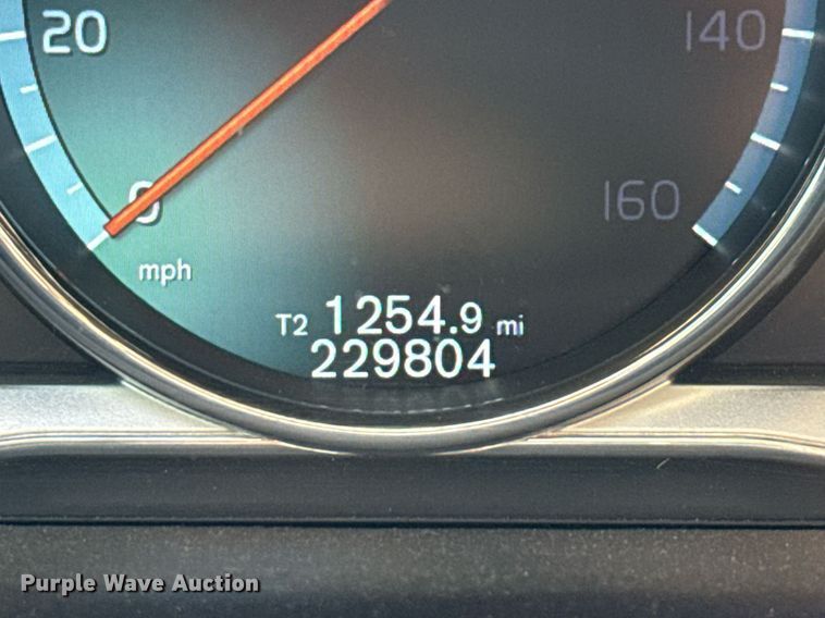 image for item EJ3635 2016 Volvo XC60 SUV