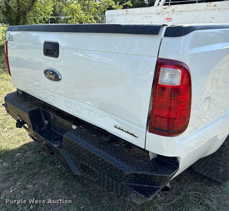 image for item EJ3636 2015 Ford F250 Super Duty XL Crew Cab pickup truck