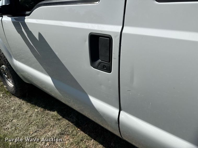 image for item EJ3636 2015 Ford F250 Super Duty XL Crew Cab pickup truck