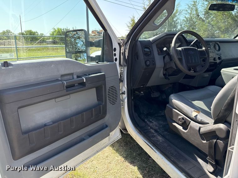 image for item EJ3636 2015 Ford F250 Super Duty XL Crew Cab pickup truck