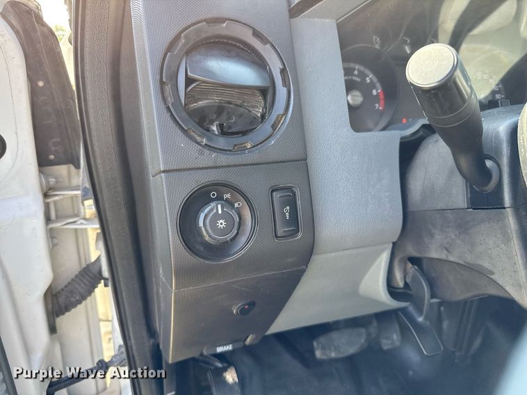 image for item EJ3636 2015 Ford F250 Super Duty XL Crew Cab pickup truck