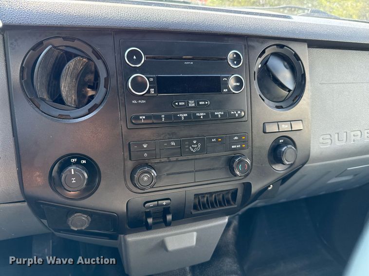 image for item EJ3636 2015 Ford F250 Super Duty XL Crew Cab pickup truck