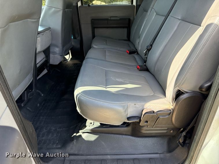 image for item EJ3636 2015 Ford F250 Super Duty XL Crew Cab pickup truck