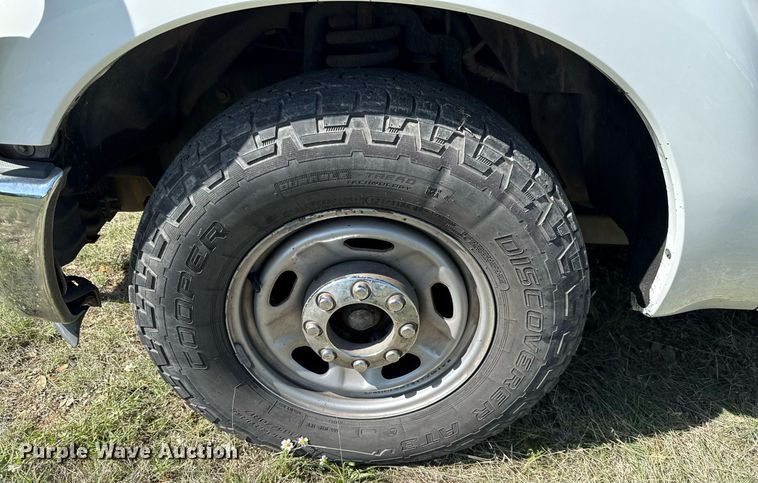 image for item EJ3636 2015 Ford F250 Super Duty XL Crew Cab pickup truck