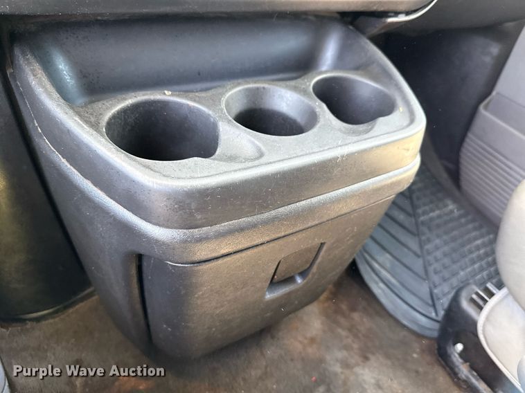 image for item EJ3637 2016 Chevrolet Express 3500 van