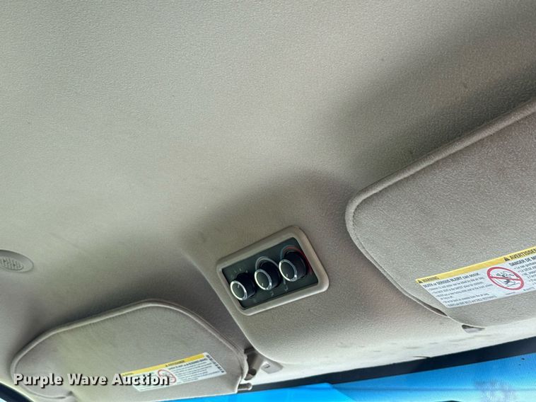 image for item EJ3637 2016 Chevrolet Express 3500 van