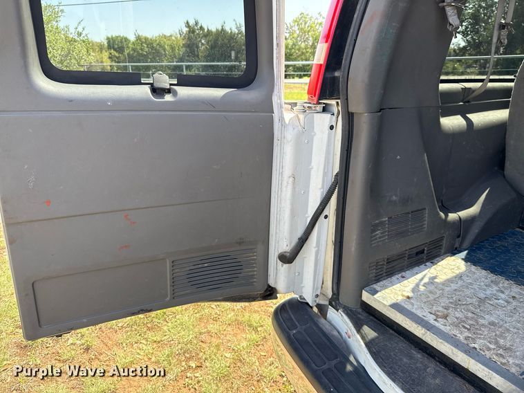 image for item EJ3637 2016 Chevrolet Express 3500 van