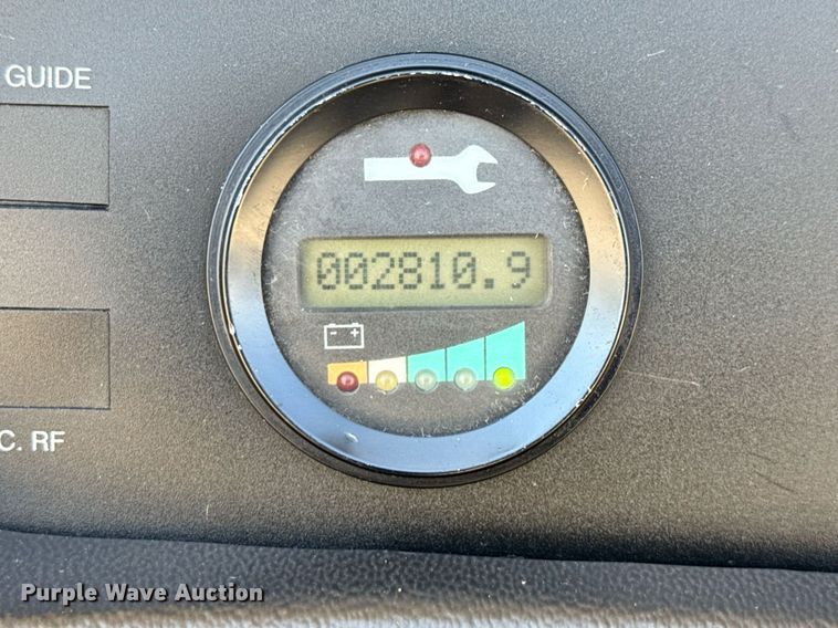 image for item EJ3644 2006 Hyster R30XMS2 order picker