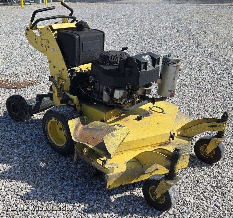 image for item EJ7422 Great Dane GDWZ17KA ZTR lawn mower