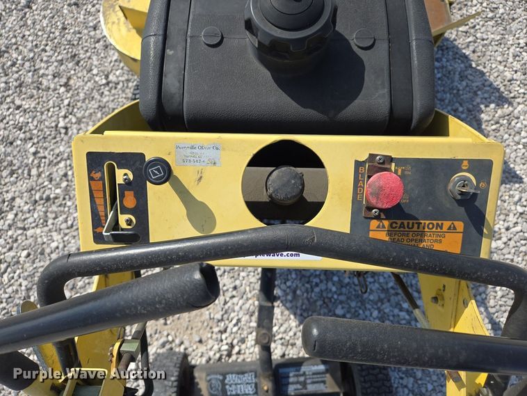 image for item EJ7422 Great Dane GDWZ17KA ZTR lawn mower