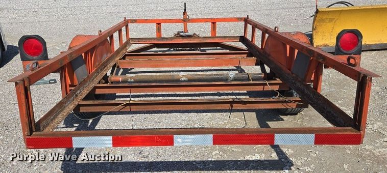 image for item EJ7425 1994 J&S tilt deck utility trailer