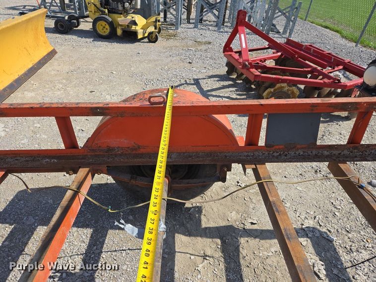 image for item EJ7425 1994 J&S tilt deck utility trailer