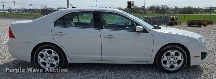 image for item EJ7426 2010 Ford Fusion SE 